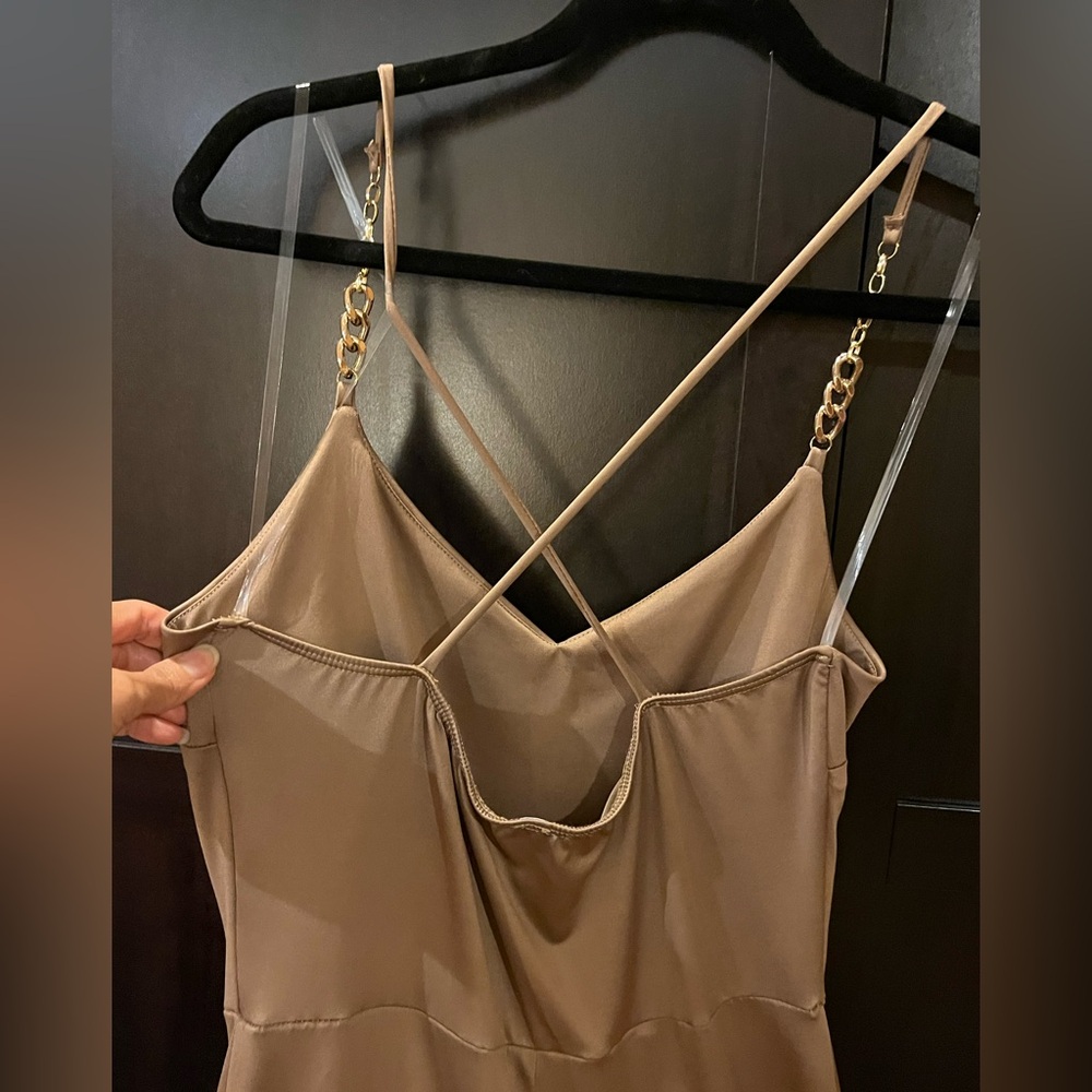 Wide leg jumpsuit/ romper crisscross back,  gold chain w/ rhinestones. Tan. Sz M - Picture 5 of 11
